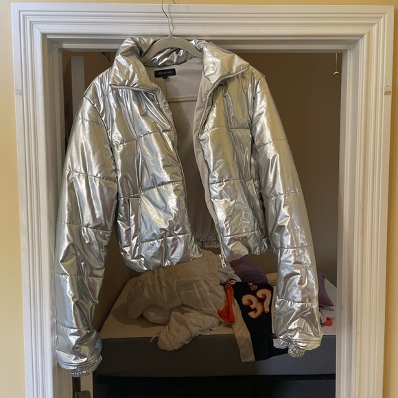 silver cropped puffer coat - Picture 1 of 1